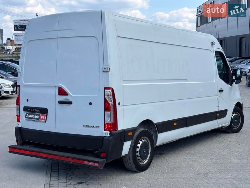 Грузовой фургон Renault Master 2017 в Львове