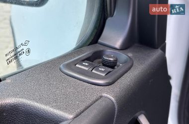 Грузовой фургон Renault Master 2017 в Львове