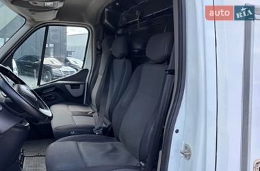 Грузовой фургон Renault Master 2017 в Львове