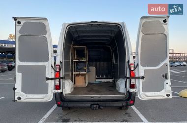 Грузопассажирский фургон Renault Master 2015 в Киеве