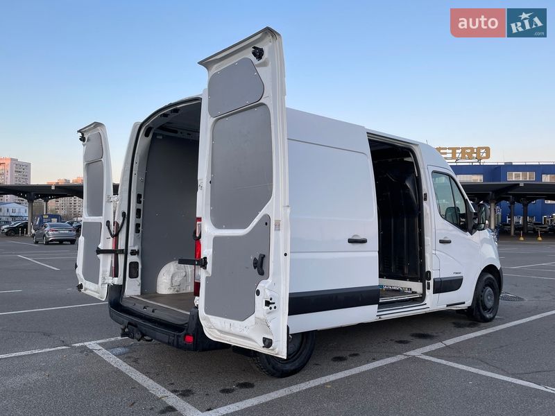 Грузопассажирский фургон Renault Master 2015 в Киеве