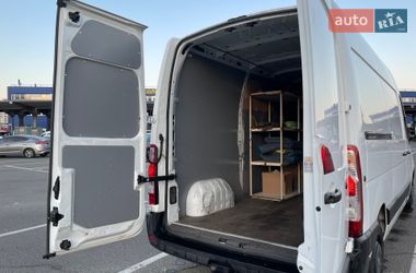 Грузопассажирский фургон Renault Master 2015 в Киеве