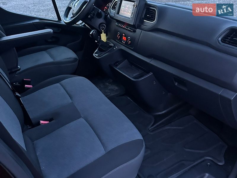 Грузовой фургон Renault Master 2020 в Львове