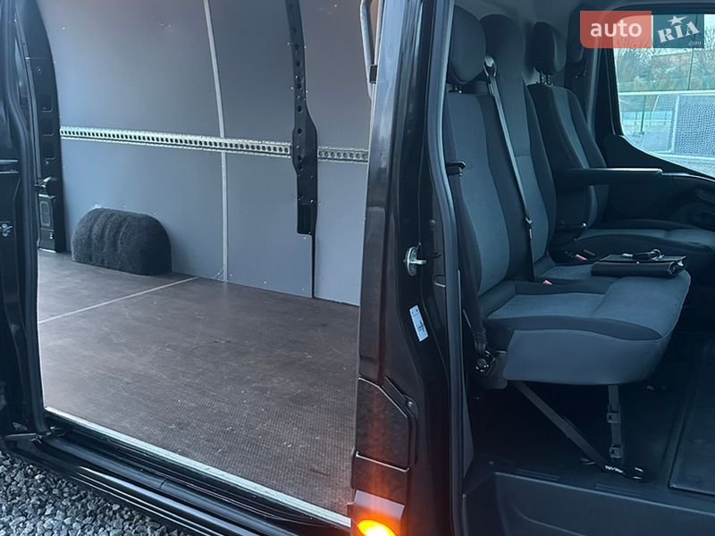 Грузовой фургон Renault Master 2020 в Львове