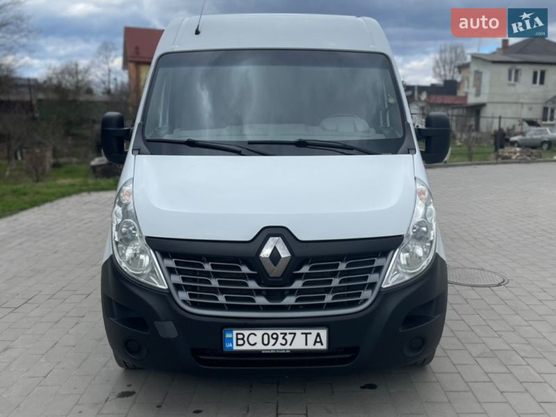 Вантажопасажирський фургон Renault Master 2015 в Долині