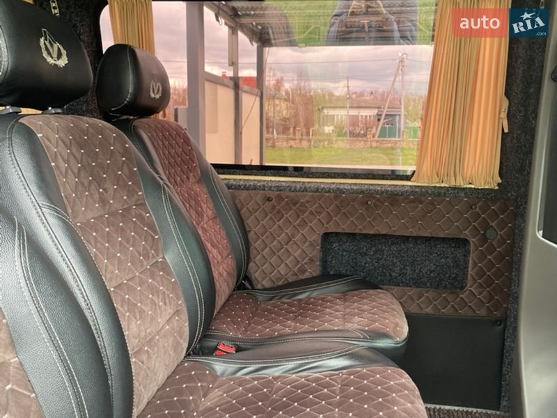 Вантажопасажирський фургон Renault Master 2015 в Долині