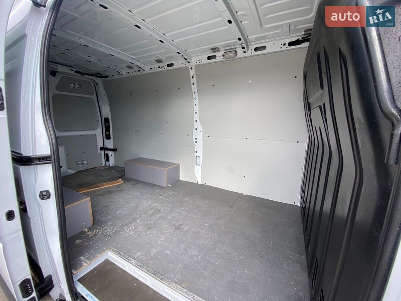 Вантажний фургон Renault Master 2021 в Києві