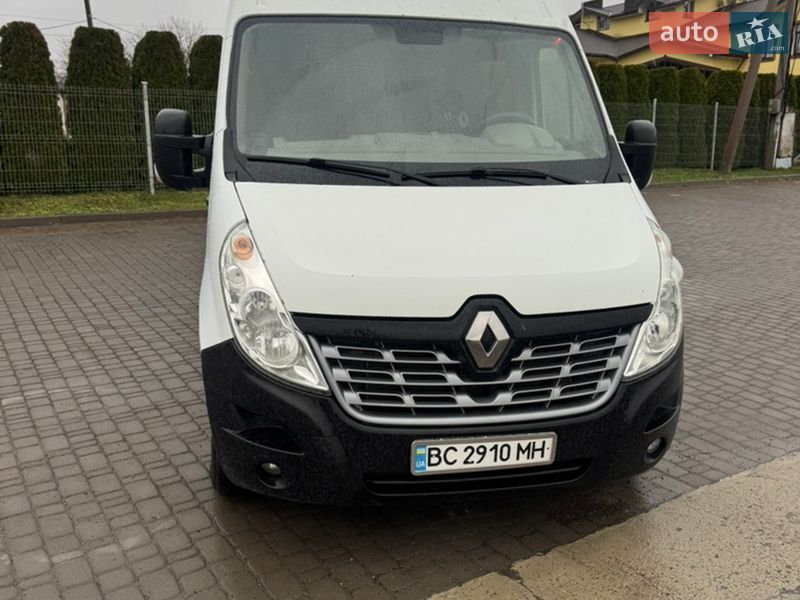 Грузопассажирский фургон Renault Master 2017 в Львове