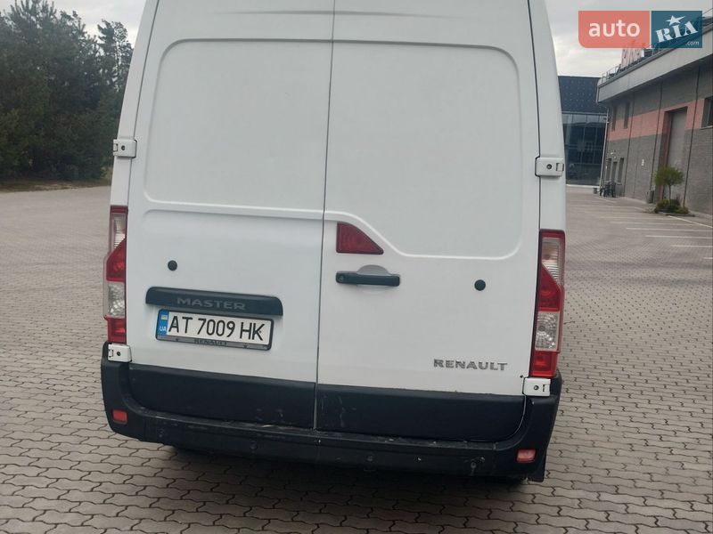 Вантажопасажирський фургон Renault Master 2015 в Костопілі