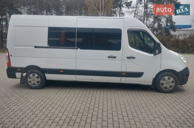 Вантажопасажирський фургон Renault Master 2015 в Костопілі