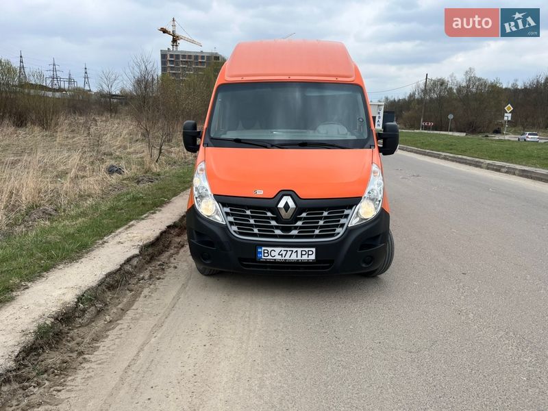 Вантажний фургон Renault Master 2018 в Львові
