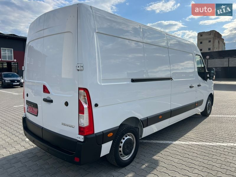Грузовой фургон Renault Master 2022 в Дубно