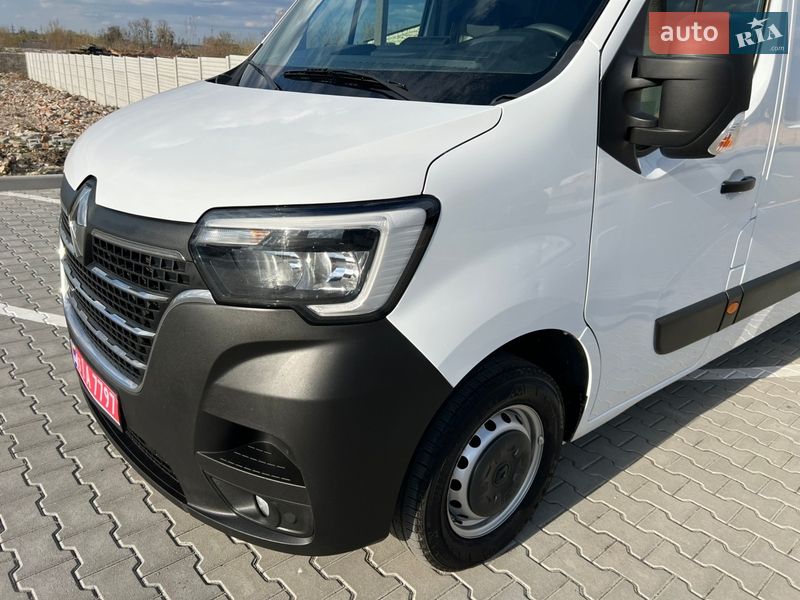 Грузовой фургон Renault Master 2022 в Дубно