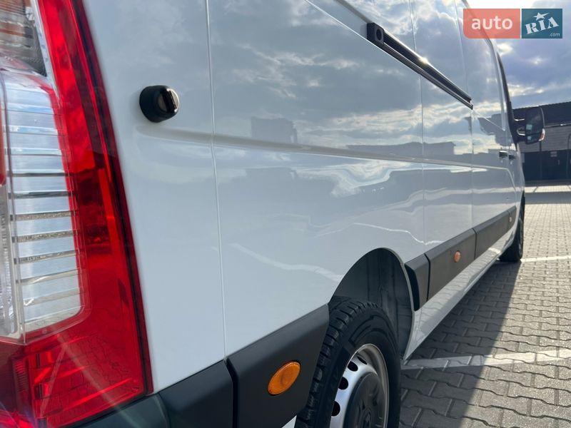 Грузовой фургон Renault Master 2022 в Дубно