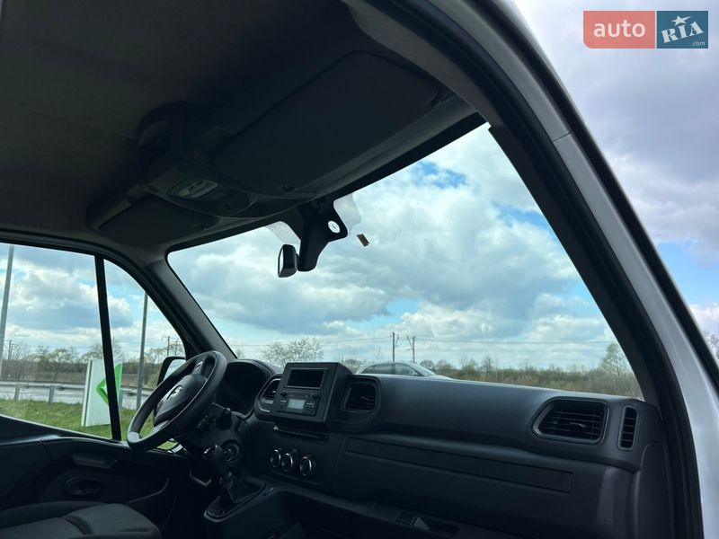 Грузовой фургон Renault Master 2024 в Стрые