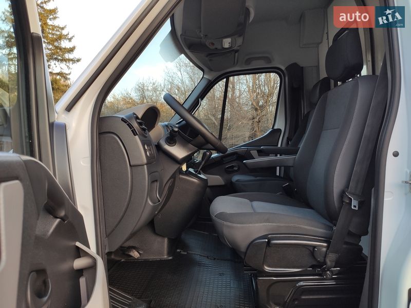Грузовой фургон Renault Master 2017 в Бердичеве