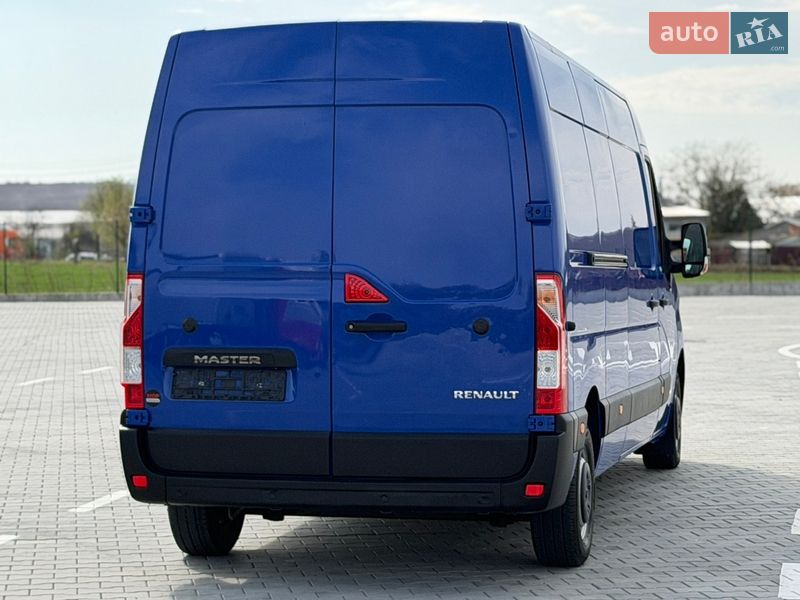 Грузовой фургон Renault Master 2022 в Дубно