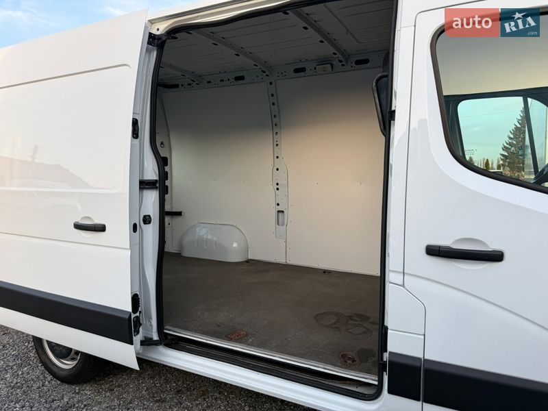 Вантажний фургон Renault Master 2021 в Бердичеві