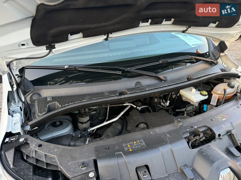 Вантажний фургон Renault Master 2021 в Бердичеві