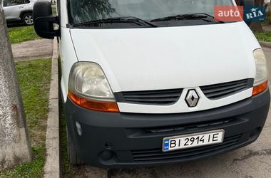 Вантажний фургон Renault Master 2009 в Пирятині