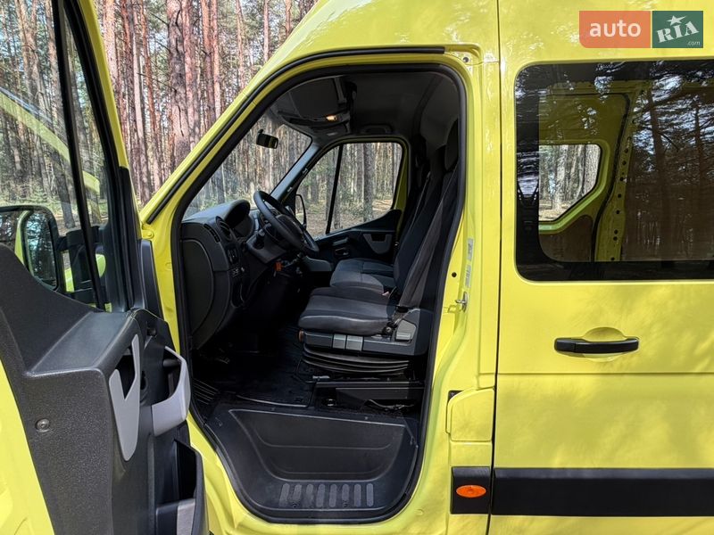 Вантажний фургон Renault Master 2016 в Києві