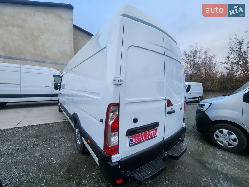 Грузовой фургон Renault Master 2018 в Дубно