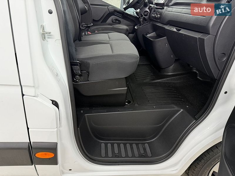 Вантажний фургон Renault Master 2021 в Полтаві фото 22 Вантажний фургон Renault Master 2021 в Полтаві