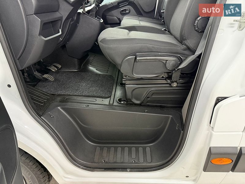 Вантажний фургон Renault Master 2021 в Полтаві фото 31 Вантажний фургон Renault Master 2021 в Полтаві