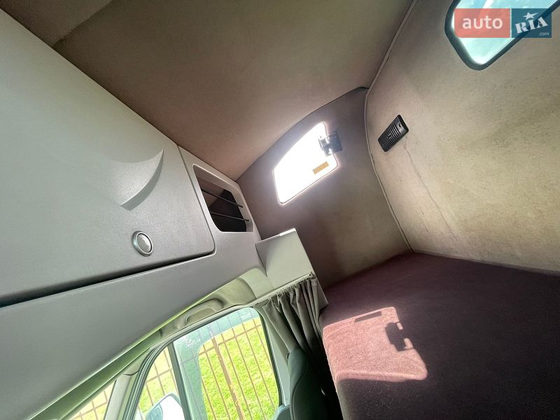 Автовоз Renault Master 2015 в Луцке