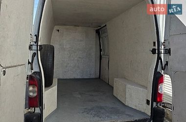 Грузовой фургон Renault Master 2006 в Одессе