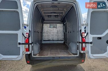 Грузовой фургон Renault Master 2015 в Ивано-Франковске