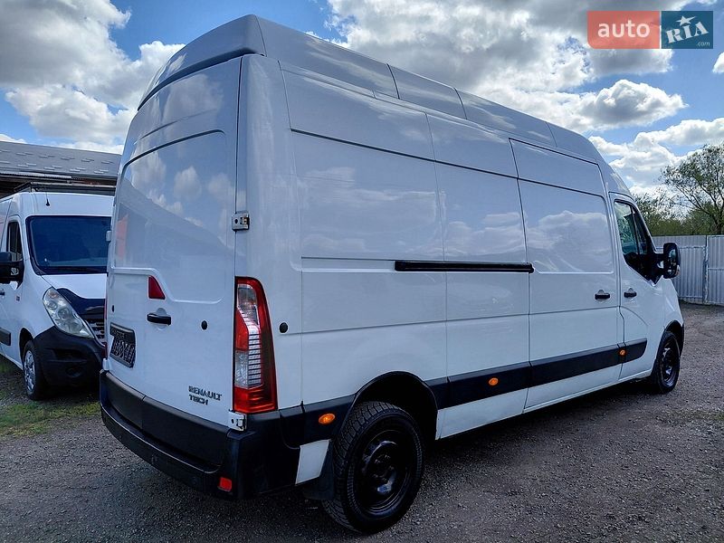 Грузовой фургон Renault Master 2015 в Ивано-Франковске