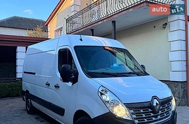 Вантажний фургон Renault Master 2015 в Комарному