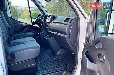 Вантажний фургон Renault Master 2021 в Дніпрі