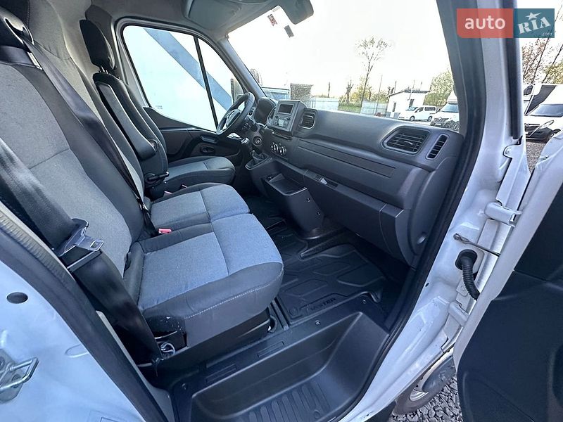 Вантажний фургон Renault Master 2022 в Ковелі