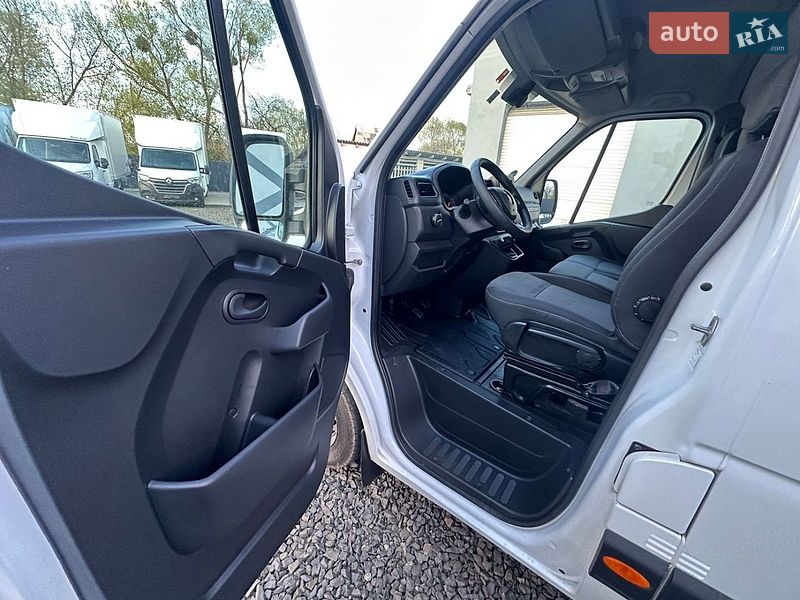 Вантажний фургон Renault Master 2022 в Ковелі