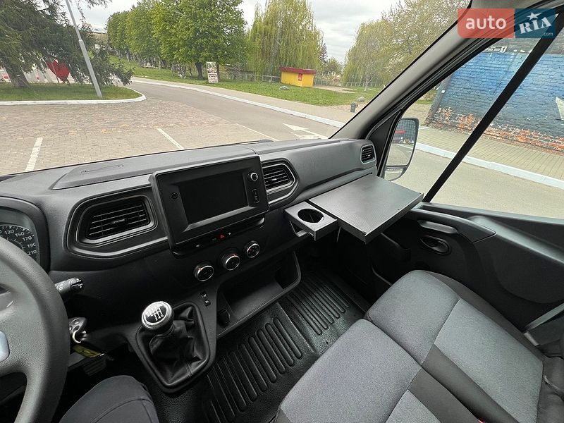 Грузовой фургон Renault Master 2021 в Луцке