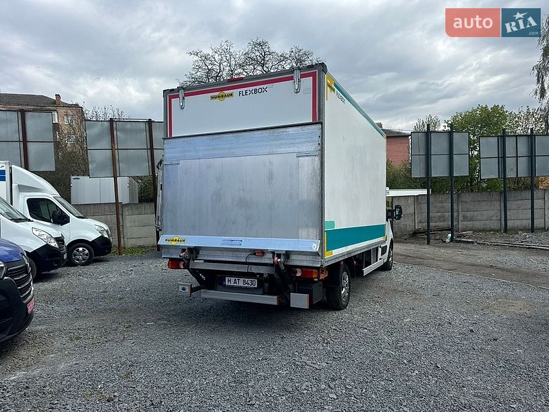 Інші вантажівки Renault Master 2020 в Рівному