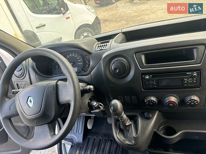 Інші вантажівки Renault Master 2020 в Рівному