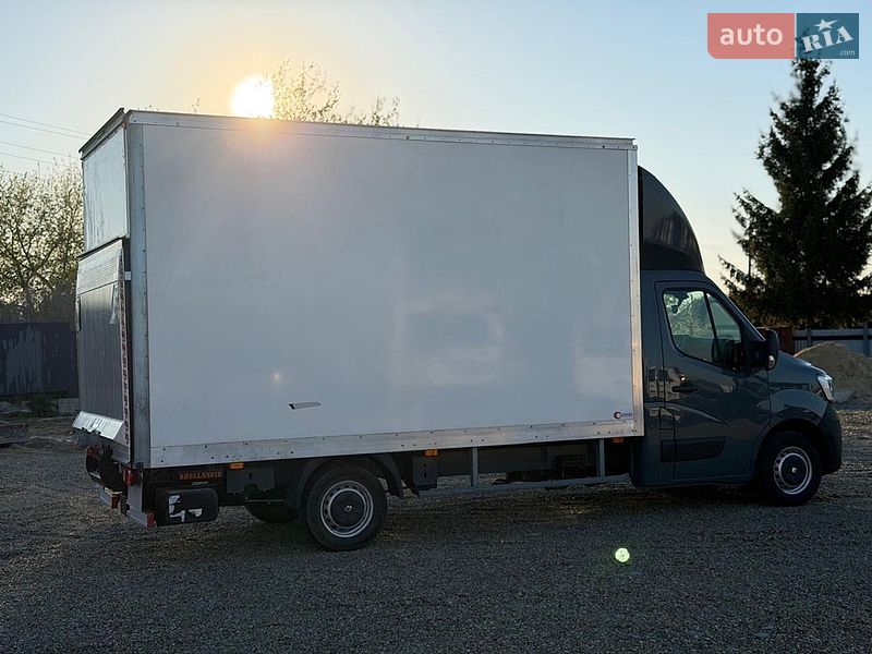 Вантажний фургон Renault Master 2020 в Дубні