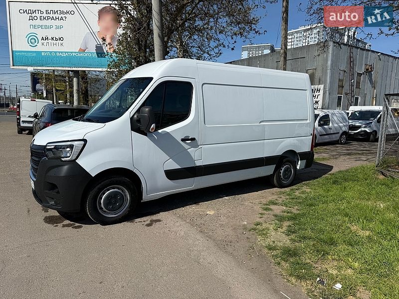 Вантажний фургон Renault Master 2022 в Одесі