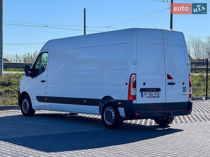 Вантажний фургон Renault Master 2021 в Рівному