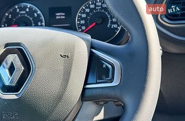 Вантажний фургон Renault Master 2021 в Рівному