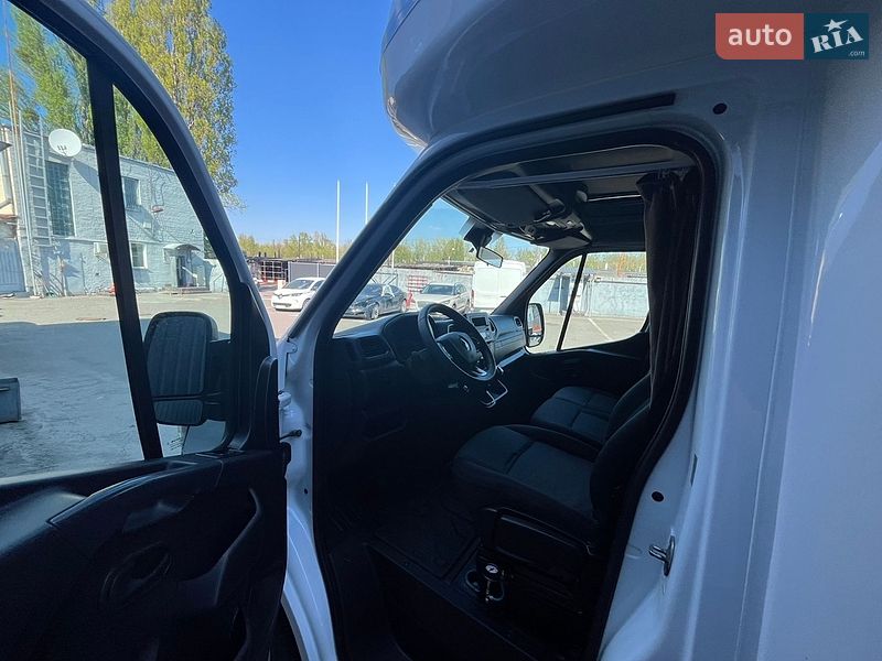 Тентованый Renault Master 2021 в Киеве