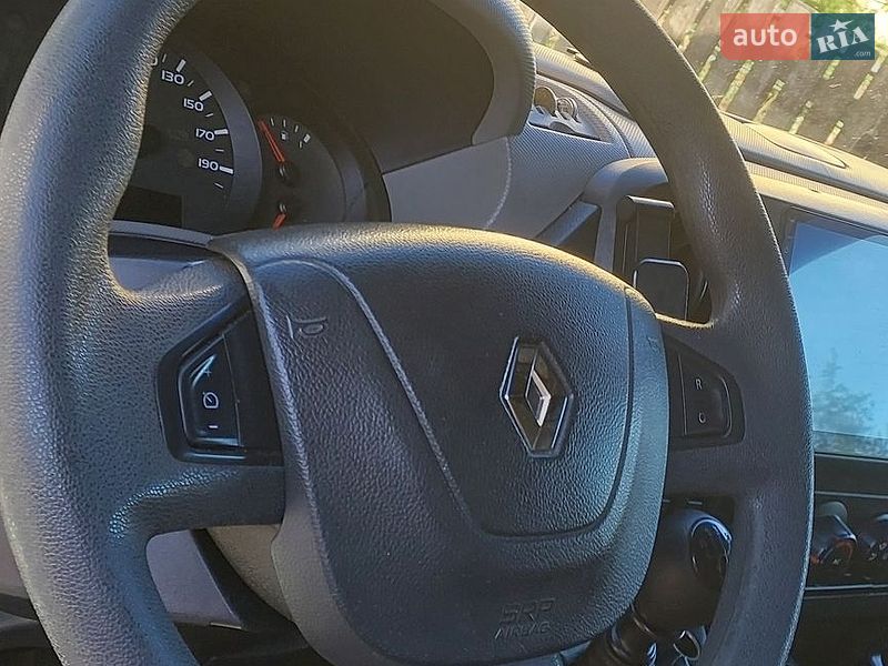 Інші вантажівки Renault Master 2016 в Львові