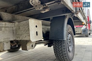 Грузовой фургон Renault Master 2015 в Львове