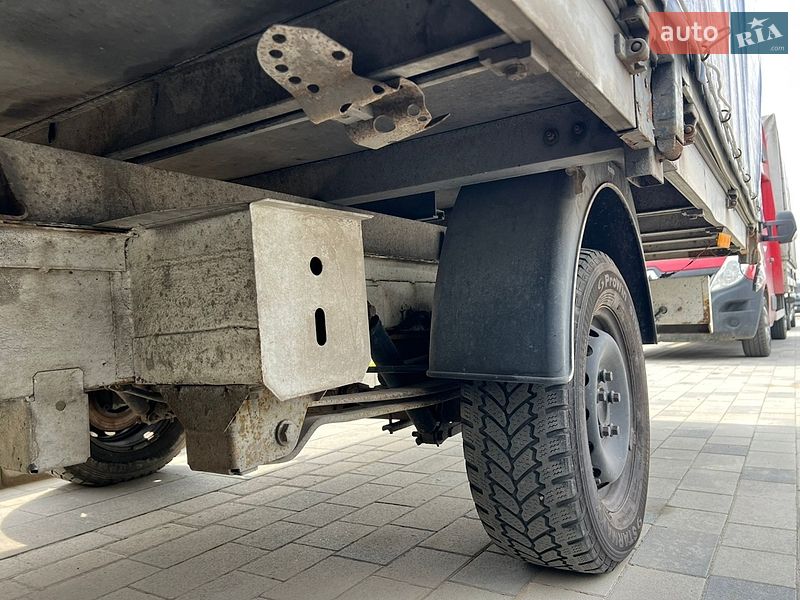Грузовой фургон Renault Master 2015 в Львове
