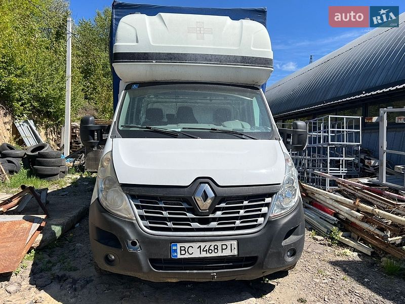 Грузовой фургон Renault Master 2015 в Львове