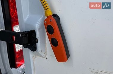 Вантажний фургон Renault Master 2020 в Тернополі