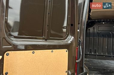 Вантажний фургон Renault Master 2019 в Тернополі